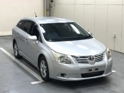 TOYOTA AVENSIS
