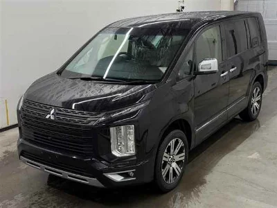 MITSUBISHI DELICA D5