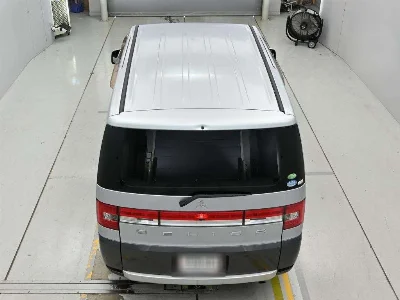 MITSUBISHI DELICA D5
