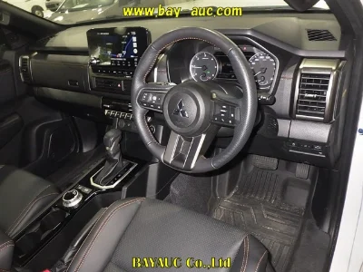 MITSUBISHI TRITON