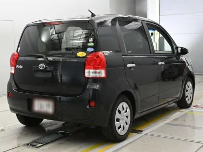 TOYOTA PORTE