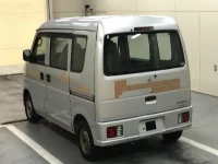 Цена авто Suzuki Every с аукционов Японии, номер кузова DA64V, пробег 90 000, оценка 6