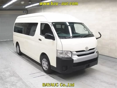 TOYOTA REGIUS VAN