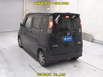 NISSAN ROOX
