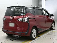 Цена авто Toyota Sienta с аукционов Японии, номер кузова NSP170G, пробег 52 000, оценка 3
