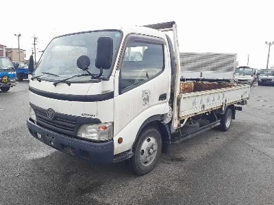 TOYOTA DYNA