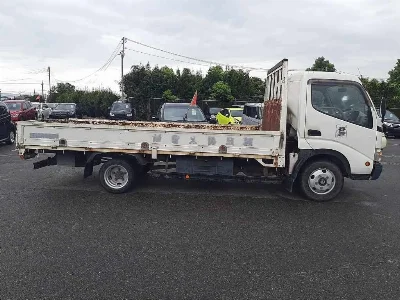 TOYOTA DYNA