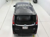 Цена авто Toyota Esquire с аукционов Японии, номер кузова ZWR80G, пробег 59 000, оценка 8