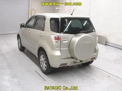DAIHATSU BEGO