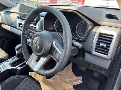 MITSUBISHI TRITON