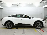 Цена авто Toyota Crown Crossover с аукционов Японии, номер кузова AZSH35, пробег 37 000, оценка 3
