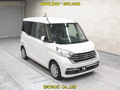 NISSAN DAYZ ROOX