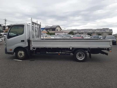 TOYOTA DYNA