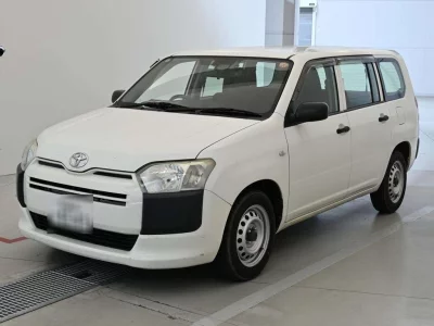 TOYOTA SUCCEED