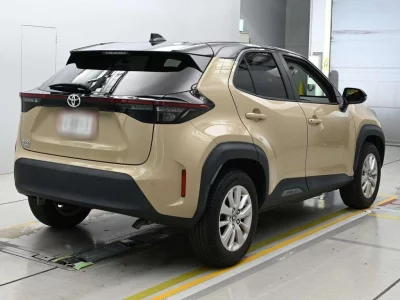 TOYOTA YARIS CROSS