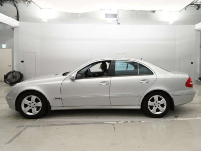 MERCEDES BENZ E CLASS