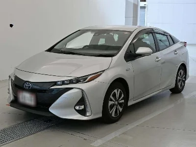TOYOTA PRIUS PHV