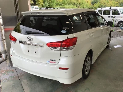 TOYOTA WISH