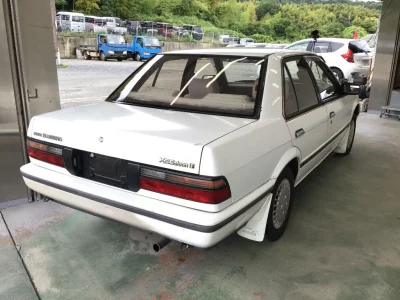 NISSAN BLUEBIRD