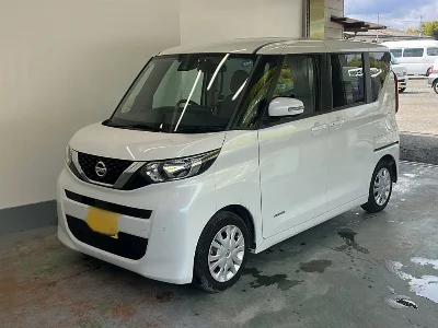 NISSAN ROOX