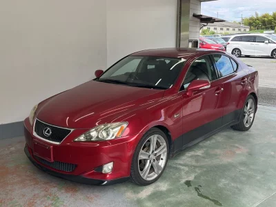 LEXUS IS