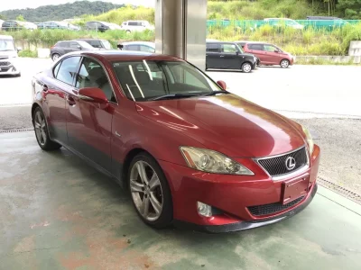 LEXUS IS