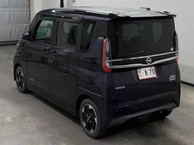 NISSAN ROOX