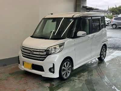 NISSAN DAYZ ROOX