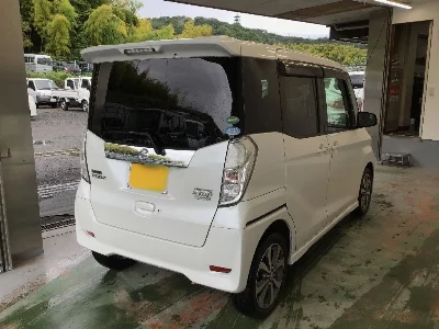 NISSAN DAYZ ROOX