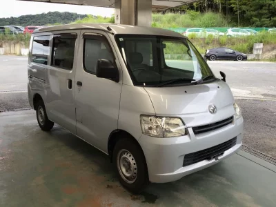 TOYOTA TOWN ACE VAN