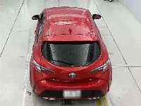 Цена авто Toyota Corolla Hatchback с аукционов Японии, номер кузова ZWE213H, пробег 45 000, оценка 3