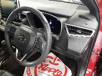 Цена авто Toyota Corolla Hatchback с аукционов Японии, номер кузова ZWE213H, пробег 45 000, оценка 3
