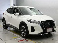 Цена авто Nissan Kicks с аукционов Японии, номер кузова P15, пробег 52 000, оценка 8