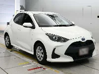 Цена авто Toyota Yaris с аукционов Японии, номер кузова MXPH10, пробег 54 000, оценка 8