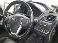 Цена авто Toyota Voxy с аукционов Японии, номер кузова ZRR80W, пробег 99 000, оценка 4