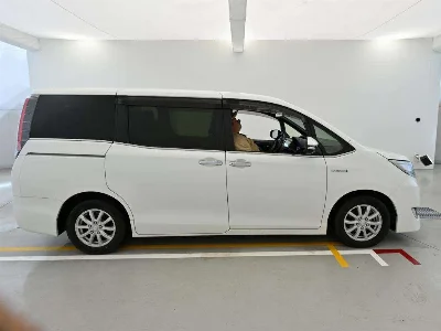 TOYOTA ESQUIRE