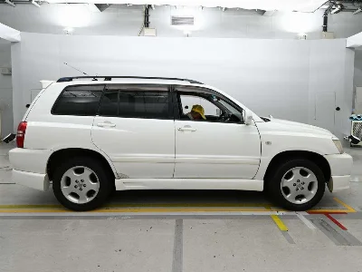 TOYOTA KLUGER