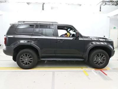 TOYOTA LAND CRUISER 250