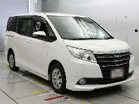 Цена авто Toyota Noah с аукционов Японии, номер кузова ZRR80G, пробег 87 000, оценка 8