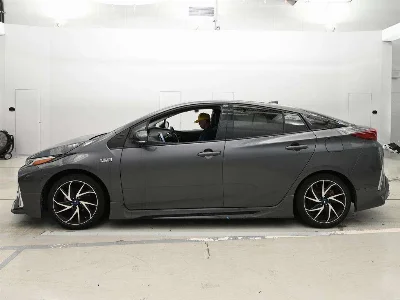 TOYOTA PRIUS PHV