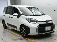 Цена авто Toyota Sienta с аукционов Японии, номер кузова MXPL10G, пробег 22 000, оценка 3