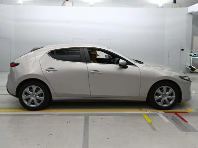 MAZDA MAZDA3 FASTBACK