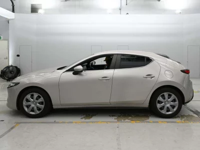 MAZDA MAZDA3 FASTBACK