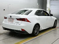 Цена авто Lexus IS300h с аукционов Японии, номер кузова AVE30, пробег 92 000, оценка 3