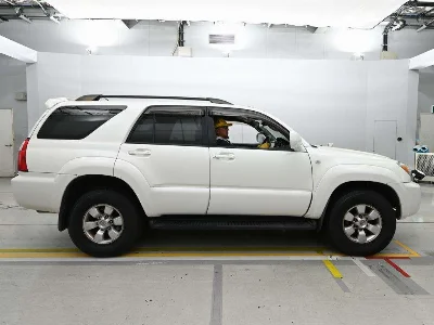 TOYOTA HILUX SURF