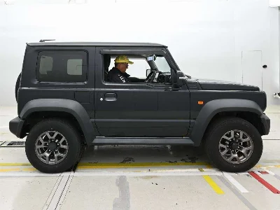 SUZUKI JIMNY SIERRA