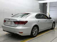 Lexus LS600h