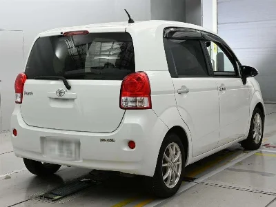 TOYOTA PORTE