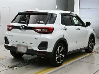 Цена авто Toyota Raize с аукционов Японии, номер кузова A202A, пробег 72 000, оценка 3