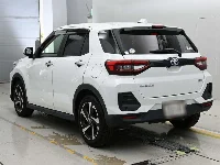 Цена авто Toyota Raize с аукционов Японии, номер кузова A202A, пробег 72 000, оценка 3